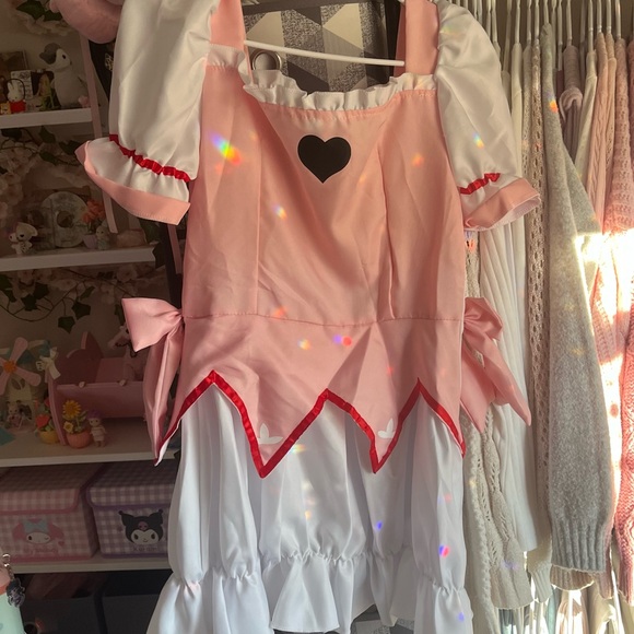 Madoka Magica Cosplay + Accessories - Picture 6 of 7